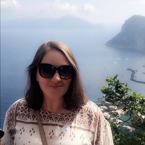 Meet your Posher, Brittney